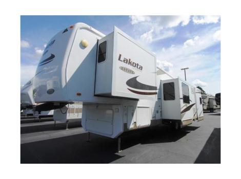 2006 Mckenzie Towables Lakota 34RLT