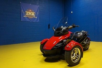 Can-Am SE5 SEMI-AUTOMATIC, RED, 14K MILES