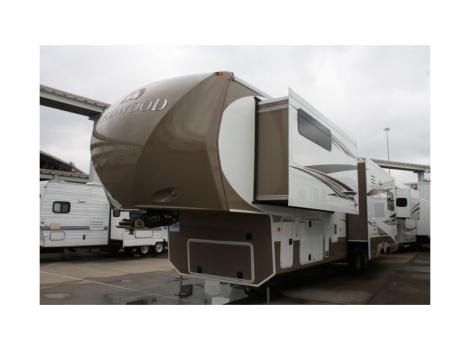 2013 Redwood Rv/Thor Redwood 38BR