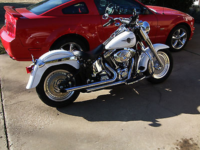 Harley-Davidson : Softail 2004 harley davidson fatboy softail fuel injection pearl paint custom seat