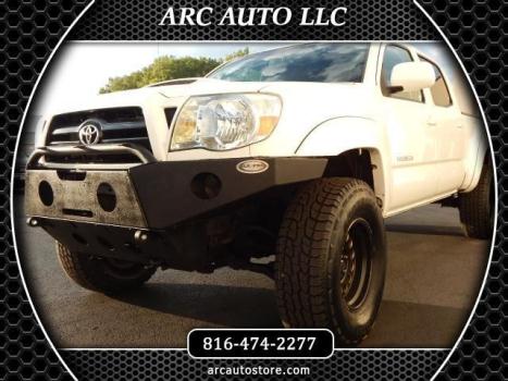 Toyota : Tacoma TRD Off Road VERY NICE CLEAN TRUCK.NEW TIRES.DVD.4X4 Lifted