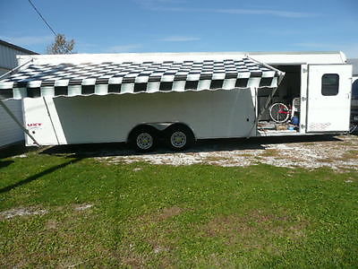 2007 UXT 8.5 x 28 RACE TRAILER-WINCH & AWNING-LOW MILES
