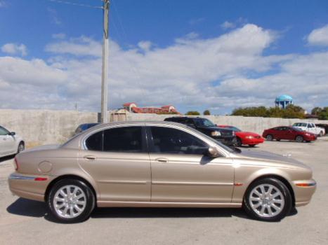 Jaguar : X-Type WHOLESALE LOW MILES - DOCTOR OWNED - 2.5 X-TYPE ALL WHEEL DRIVE - NAVIGATION - FLORIDA JAG