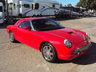 Ford : Thunderbird w/Hardtop Premium this is a 2002 ford t-bird with only 7k miles lets make this yours