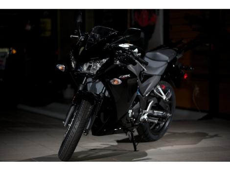 2015 Honda CBR300R, CBR300 300R