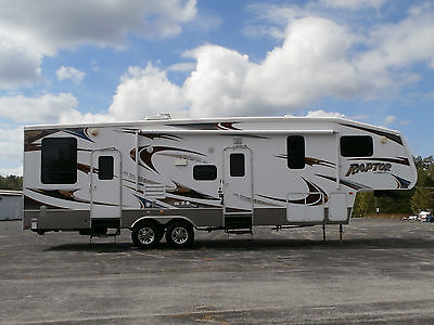 2010 KEYSTONE RAPTOR TOYHAULER MODEL NUMBER PR300MP 2 SLIDES !!! 1-OWNER !!!