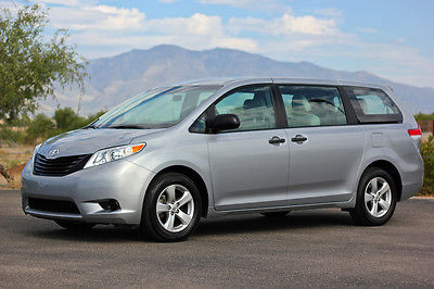 Toyota : Sienna MONEY BACK GUARANTEE 2013 toyota sienna l 15 k miles mini passenger van 5 door 3.5 l inspected in ad