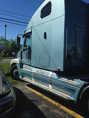 Other Makes : Century Standard 2003 freightliner century with condo
