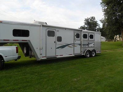 04 C&M North Star Horse Trailer Chevy C3500 Also Available