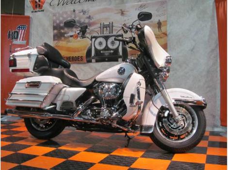 2004 Harley-Davidson FLHTCUI Ultra Classic Electra Glide