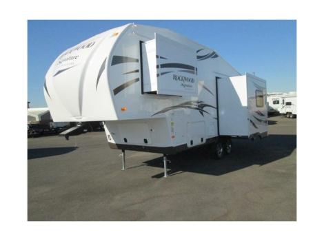 2015 Forest River Rockwood Signature Ultra Lite 8244WS