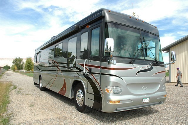 2004 Country Coach Intrigue