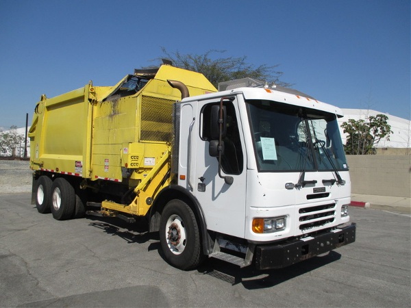 2008 Freightliner Condor Heil Dura-Pak 7000 Python Garbage