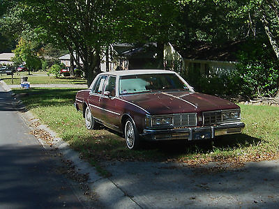 Oldsmobile : Eighty-Eight Delta 88 Royale Broughm 4 door  1983 oldsmobile delta 88 royale broughm