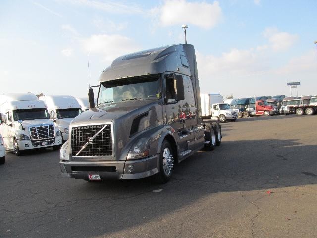 2012 Volvo Vn 670