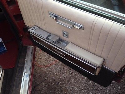 Lincoln : Continental Red 1967 Lincoln Continental....Great condition, works and drives well.