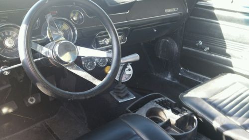 Ford : Mustang 1967 mustang 289 4 speed