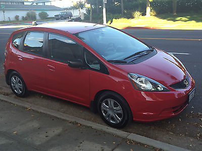 Honda : Fit Base Hatchback 4-Door 2010 honda fit base hatchback 4 door 1.5 l red