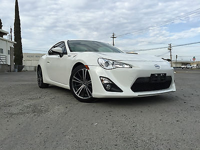Scion : FR-S frs 2015 scion fr s frs 6000 miles manual leather suede interior brz interior white