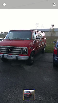 Chevrolet : Other Pickups N/A Chevy Extended Cargo C30 Van 1995