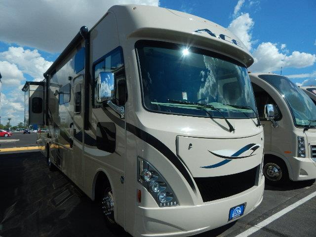 2016 Thor Motor Coach Miramar 34.2