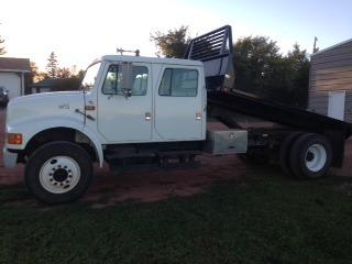 1998 International 4900 Crew Cab