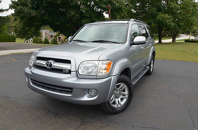 Toyota : Sequoia SR5 Sport Utility 4-Door 2006 toyota sequoia clean carfax leather v 8 4 wd sun moon roof 3 rd row sr 5