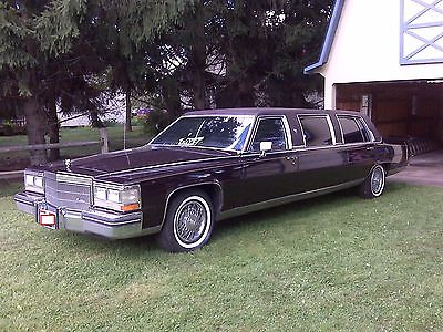 Cadillac : Fleetwood Limousine 1985 cadillac fleetwood brougham 4 door limousine 4.1 l no reserve