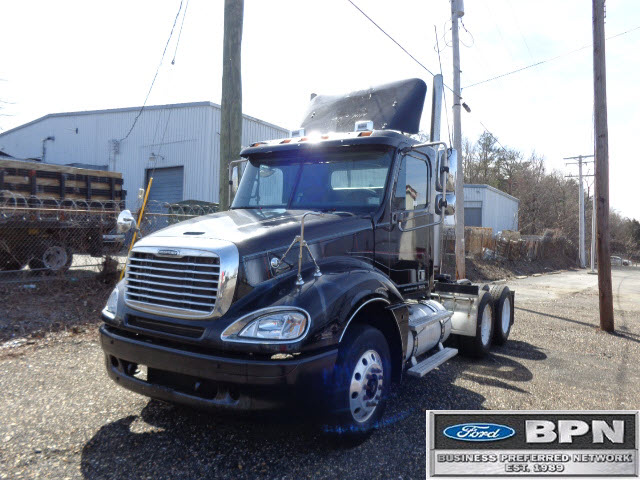 2006 Freightliner Columbia Daycab