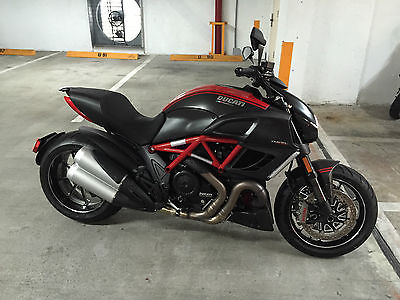 Ducati : Other 2012 ducati diavel carbon red black