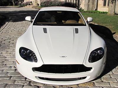 Aston Martin : Vantage Vantage Coupe Aston Martin 2011 Vantage -- N400