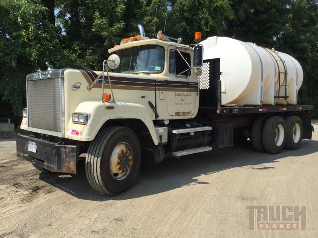 1989 Mack Rw613