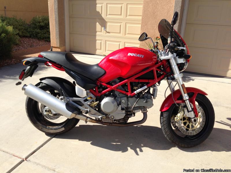 2005 Ducati Monster 1000S DS *Super Low mileage*