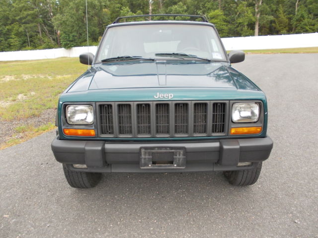 Jeep : Cherokee 4dr Sport 1998 jeep cherokee 4 x 4