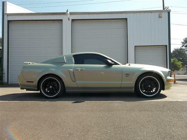 2005 Ford Mustang GT for: $11900