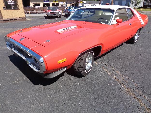 1972 Plymouth Road runner for: $29000