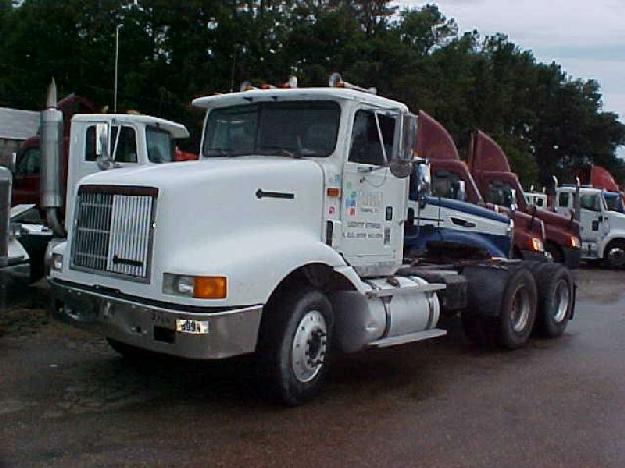 International 9200 tandem axle daycab for sale