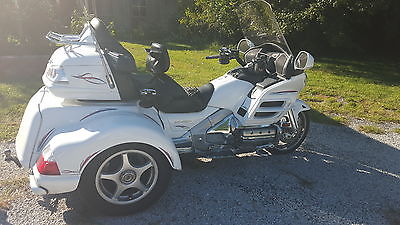 Custom Built Motorcycles : Other Honda Gold wing 3 wheeler with many extra features