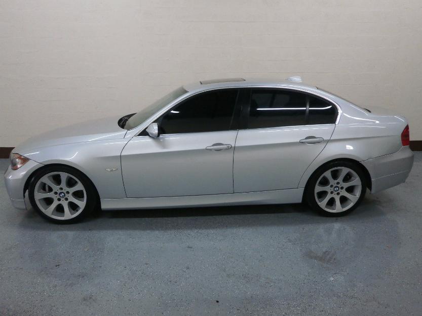 You've got your eye on a 2006 BMW 3Series, clean and nice.