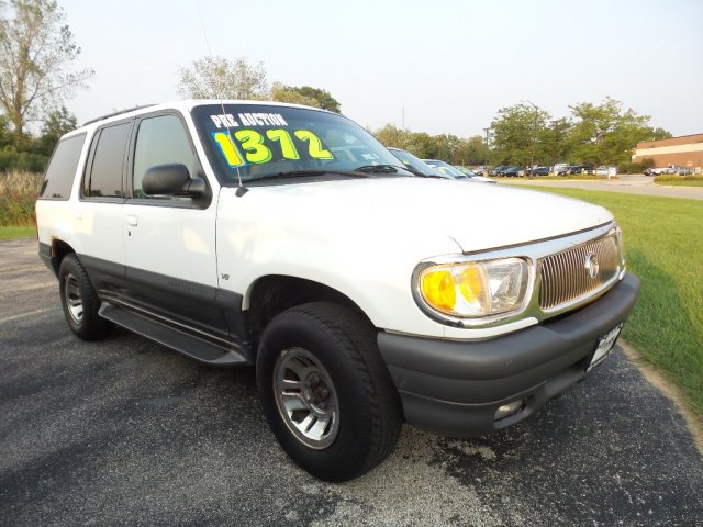 2000 Mercury Mountaineer Base Grayslake, IL