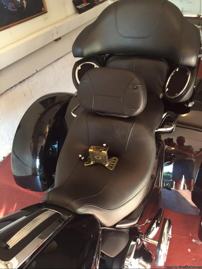 H-D Rider Backrest