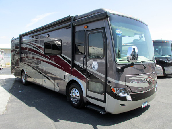 2016 Tiffin Motorhomes Allegro RED 33 AA