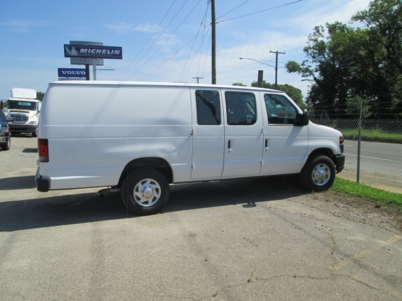 2011 Ford E-350 Extended