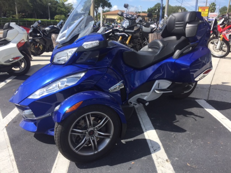 2012 Can-Am Spyder RT-S SM5