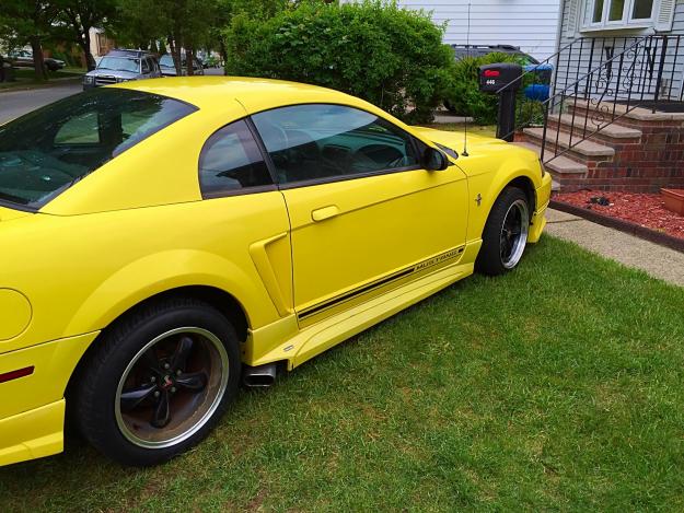Zinc Yellow Metallic 2001 Ford Mustang GT Coupe Exterior