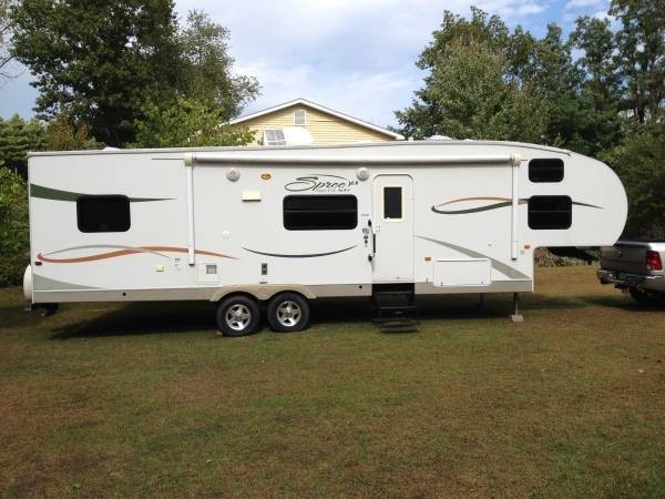 2014 Kz Rv Inferno 3722T