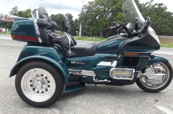 1995  ANNIVERSARY EDITION GOLDWING TRIKE, ONLY 22,000 MILES