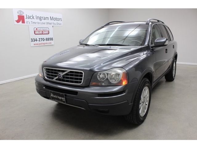 Volvo : XC90 3.2 3.2 suv 3.2 l cd 8 speakers am fm radio hu 650 am fm w single in dash cd spoiler