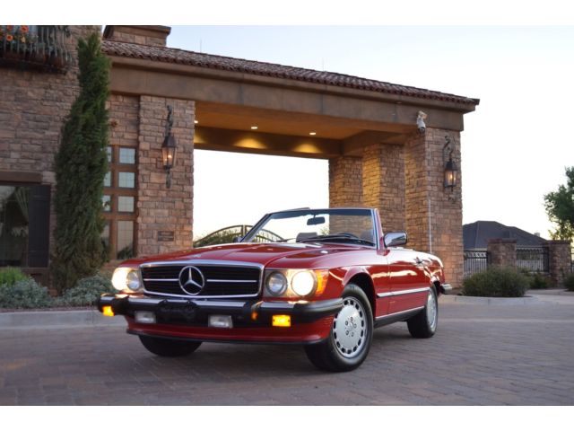 Mercedes-Benz : 500-Series 560 SL Mercedes 560SL Beautiful runninf and driving SL in excellent condition