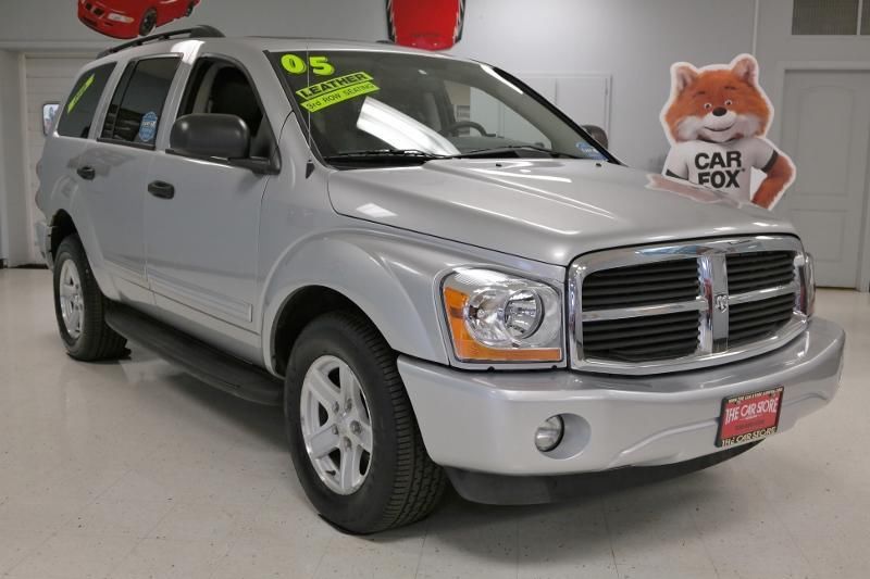 2005 Dodge Durango SLT 4x4 * SUNROOF * DVD * LEATHER * TOW * ONLY 87k!